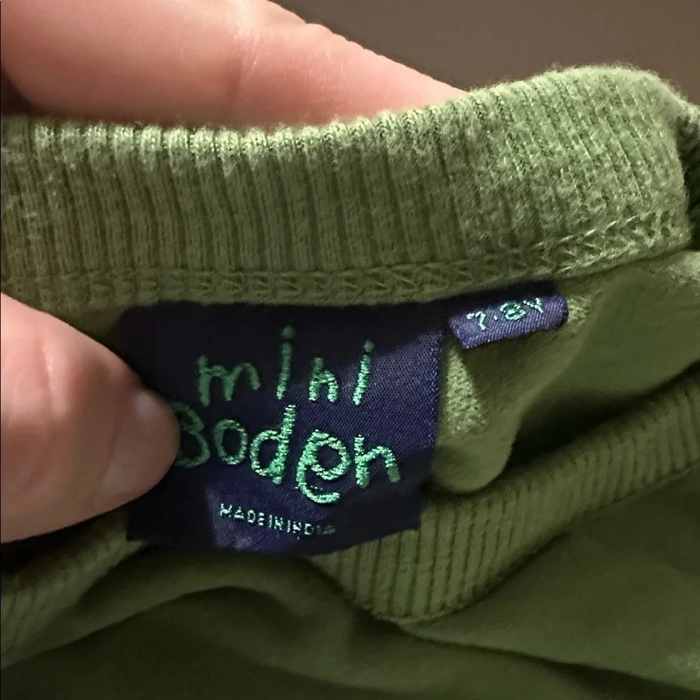 Mini Boden Boys Shark Bay Tee, Green, Sz 7-8 Yrs